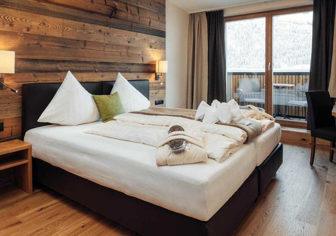 Hotel Garni Alpenjuwel Residenz Serfaus Værelse billede