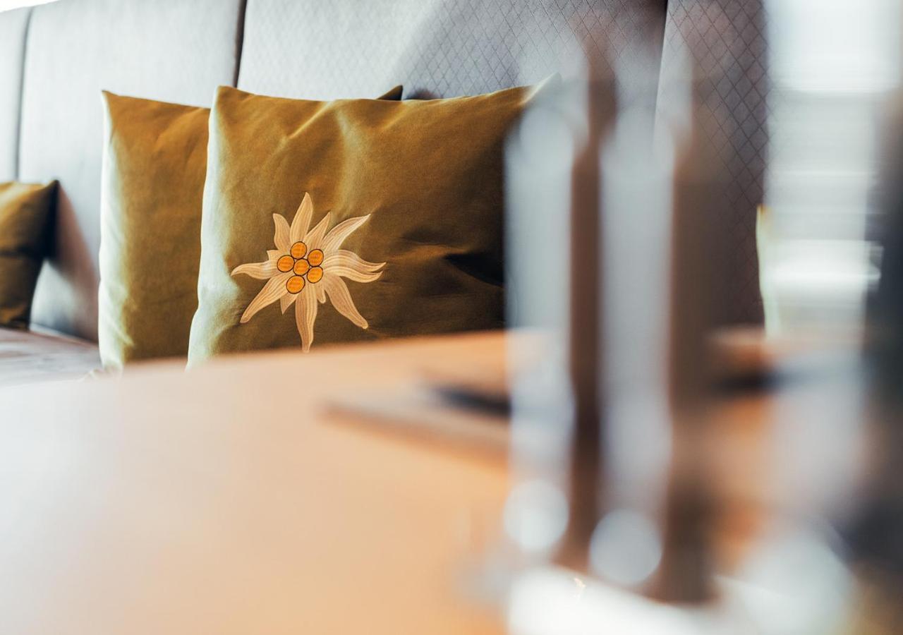 Hotel Garni Alpenjuwel Residenz Serfaus Eksteriør billede